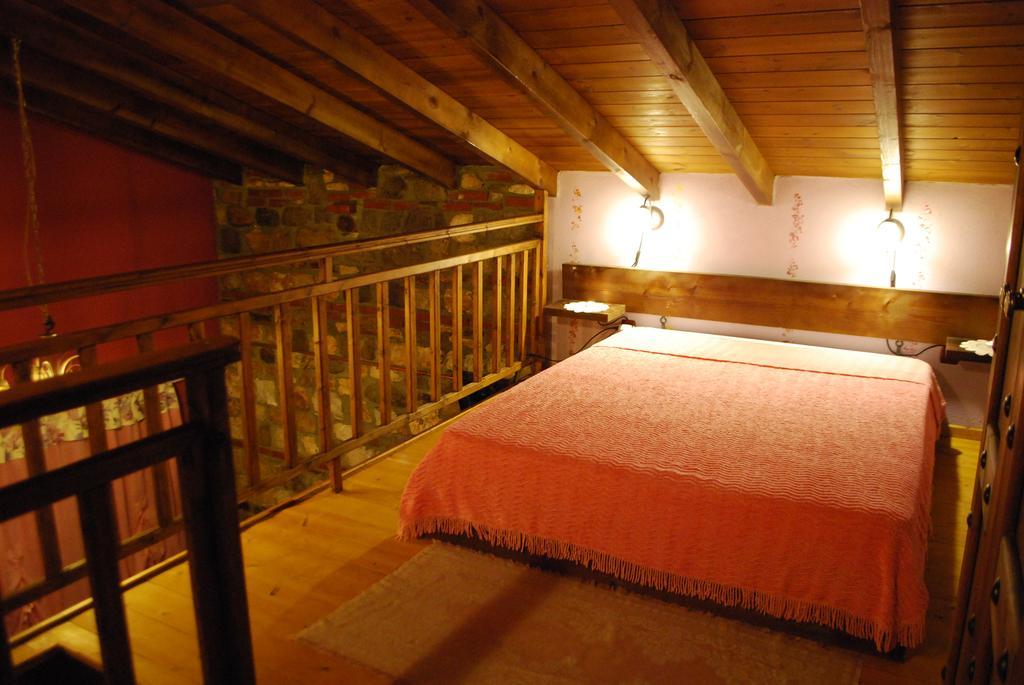 Hotel Tzivaeri à Likodhrómion Extérieur photo