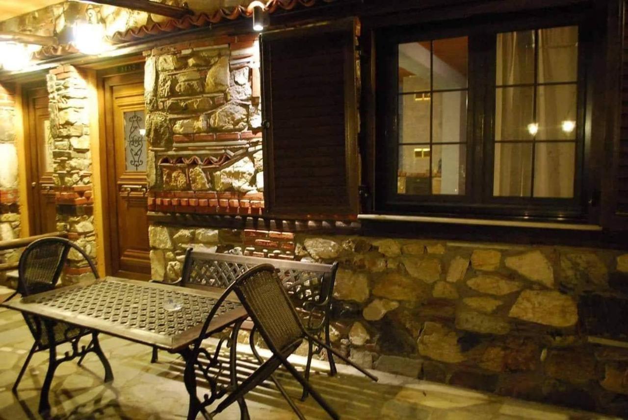 Hotel Tzivaeri à Likodhrómion Extérieur photo